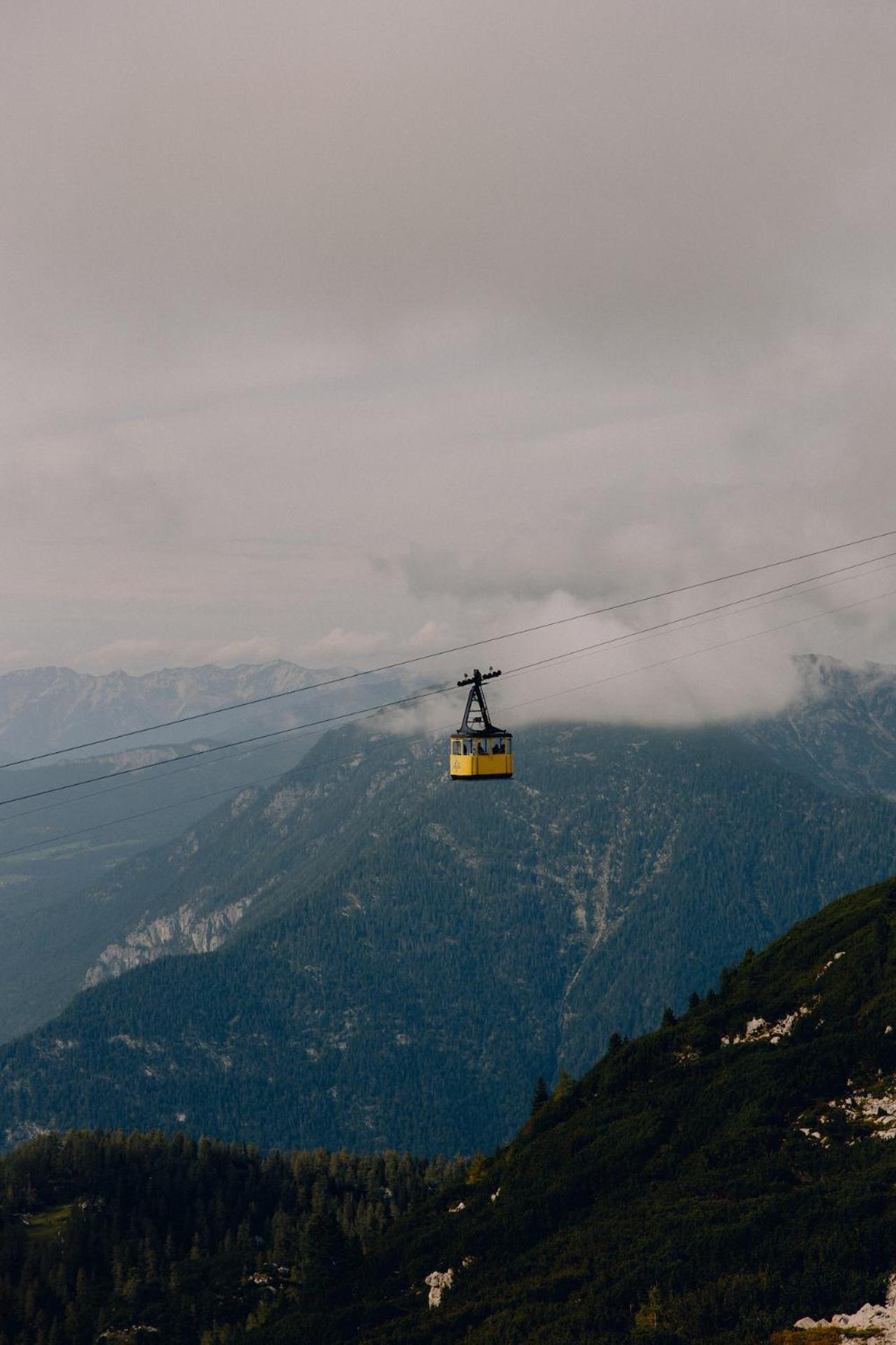 Gjaid-Alm 1739M Am Dachstein-Only Accessible By Cable Car Hotel Obertraun Exterior photo