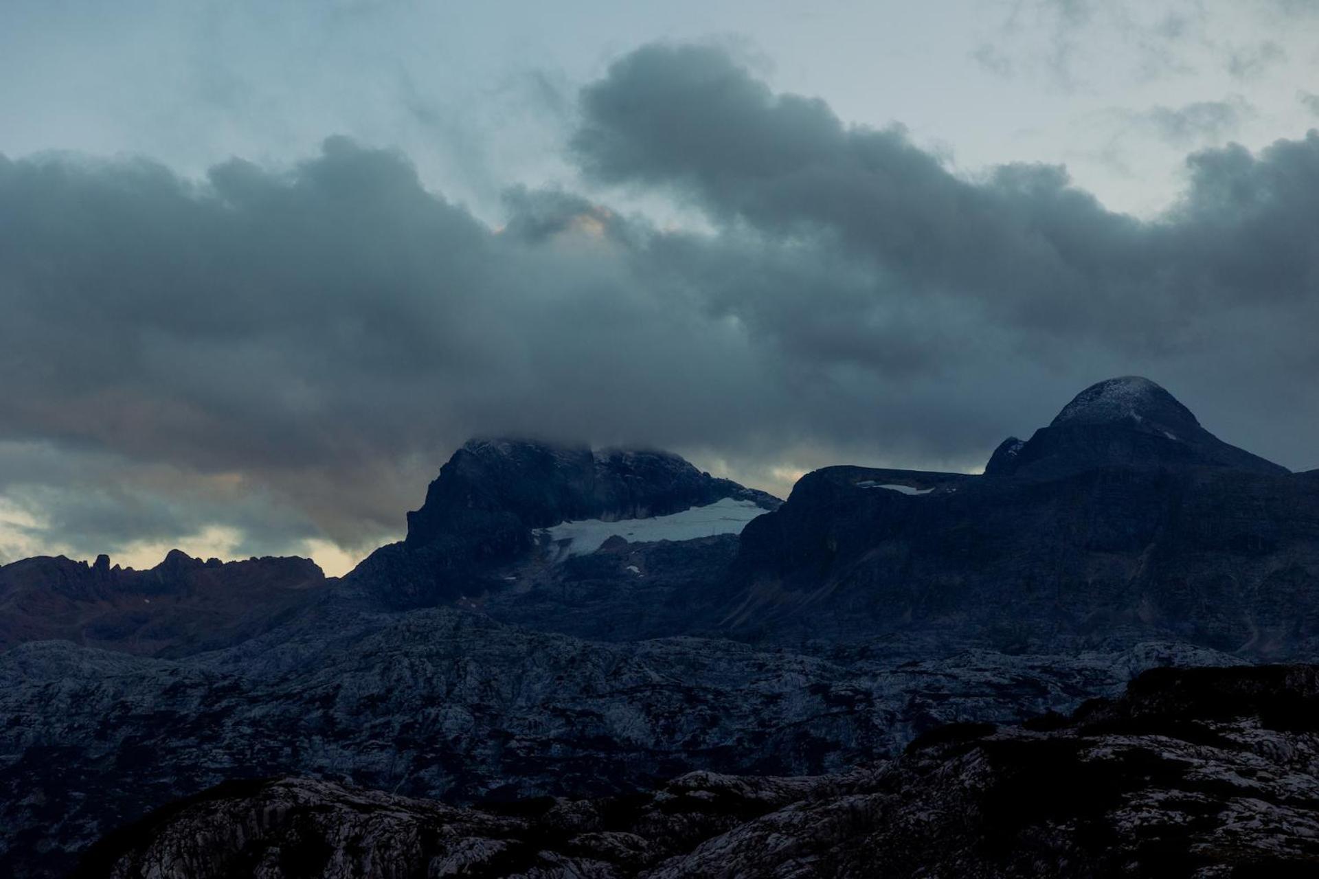 Gjaid-Alm 1739M Am Dachstein-Only Accessible By Cable Car Hotel Obertraun Exterior photo